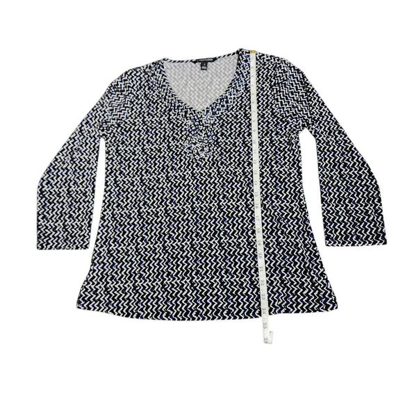 41 Hawthorn Women's Size Small Long Sleeve V-Neck Blue Geo Pattern Shirt Top - Picture 7 of 8